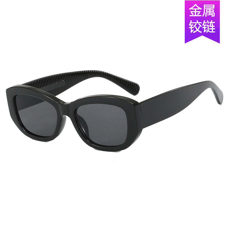 Retro Small Face Leopard Sunglasses