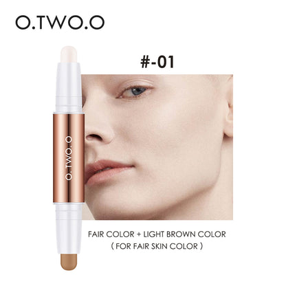 O.TWO.O Aufhellender Concealer mit Doppelkopf