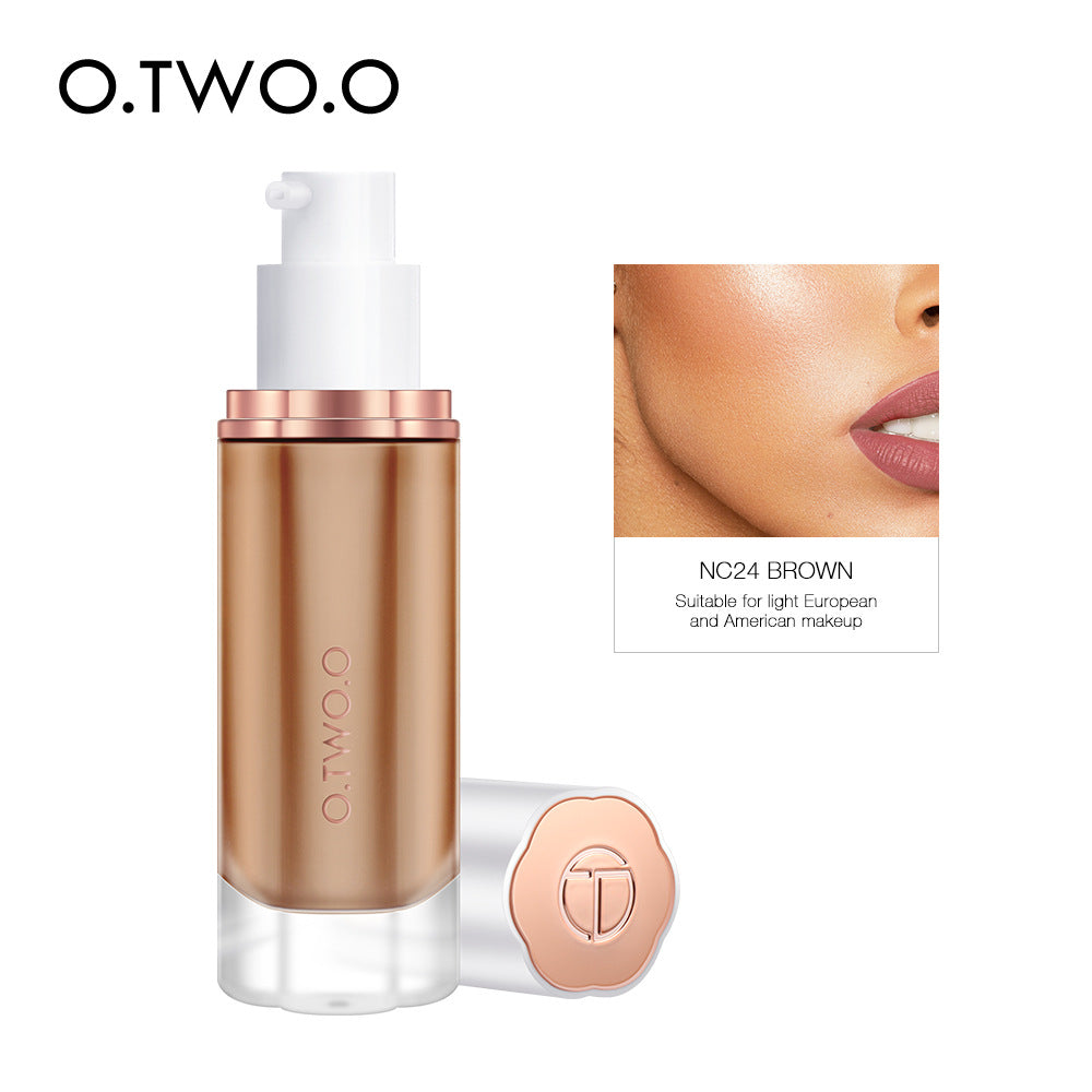 O.TWO.O Illuminating Foundation